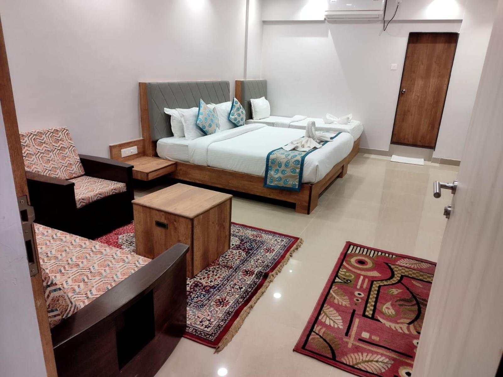 Boshan Hotels Mapusa Habitación foto