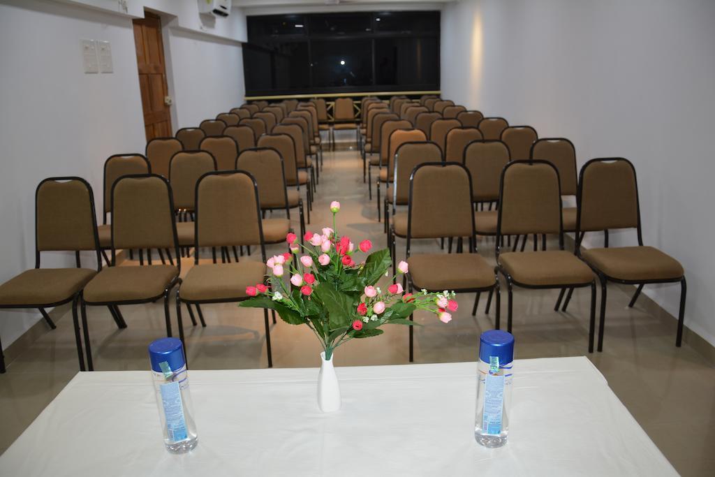 Boshan Hotels Mapusa Exterior foto