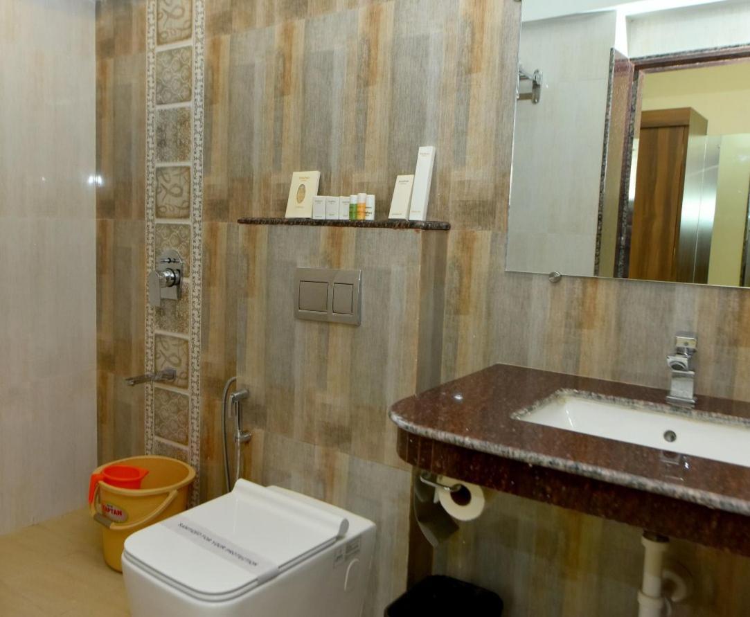 Boshan Hotels Mapusa Exterior foto